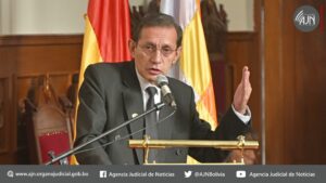 Magistrado Revilla presenta a sala plena del TSJ cuatro documentos para la realización efectiva de las III Jornadas Judiciales en Sucre