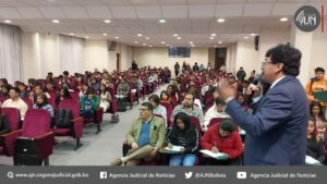 Magistrados del Tribunal Supremo de Justicia brindan seminario sobre “derecho civil y derecho procesal civil” en la universidad San Francisco  Xavier de Chuquisaca