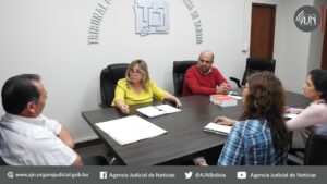 Magistrada del TSJ sostiene reuniones con sala plena del TDJ Tarija