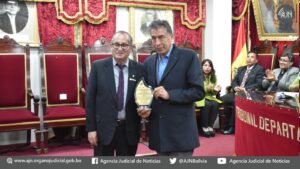 El Presidente del TSJ participó del XXVI aniversario del consejo de la magistratura en el distrito de Oruro