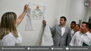 Magistrado del TSJ inaugura moderna cámara Gesell en Warnes para evitar la revictimización en casos de violencia, feminicidio e infanticidio