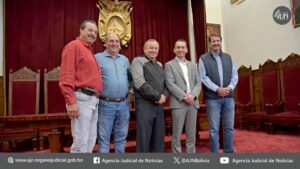 Empresarios de Santa Cruz visitan las instalaciones del Tribunal Supremo de Justicia